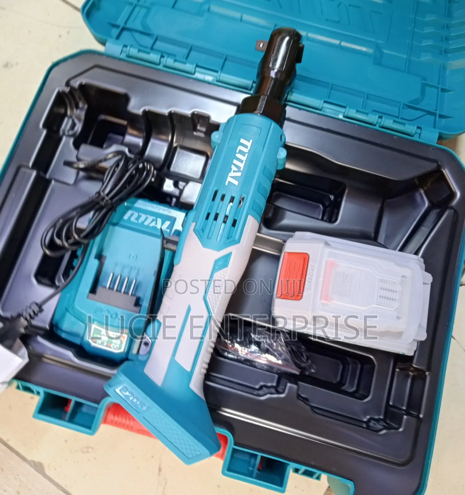 Ratchet Drive 20v