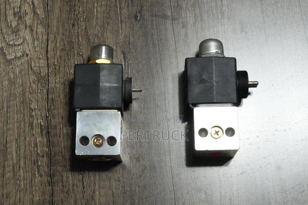 Wg9719710004 Solenoid Valve/Magnetic Valve Sino/Howo,Steyr