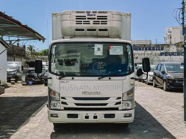 Isuzu Elf Frezeer Body - main view