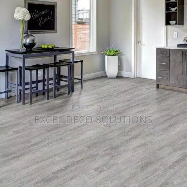 Laminate Flooring-Warmth Underfoot, Always in Style