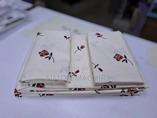 Pure Cotton Bedsheets 5 X 6 - thumbnail 2