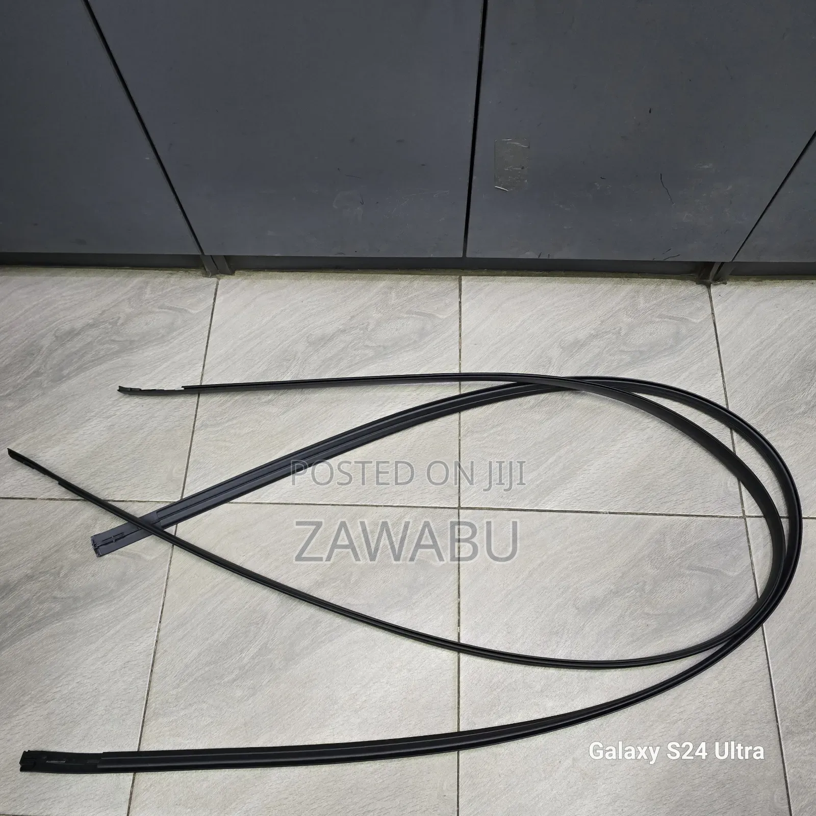 Roof Moulding Toyota Fortuner