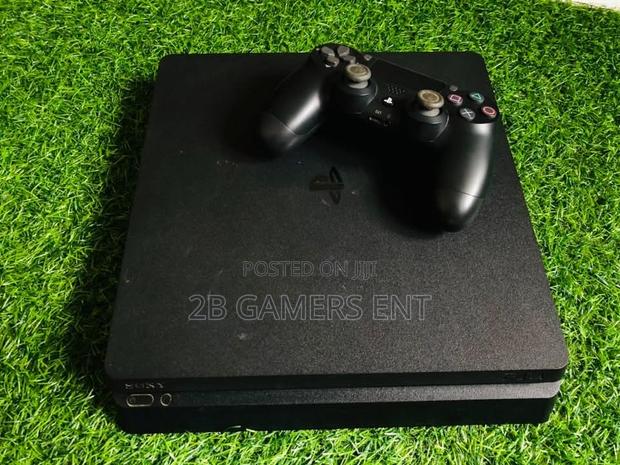 Ps4 Slim Imported From Usa - thumbnail 6