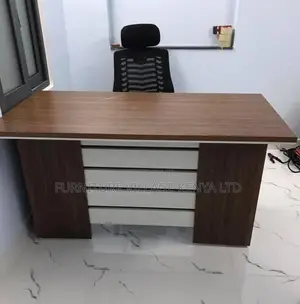 Office Table:140cm Hardwood Secretary Desk for Office Use