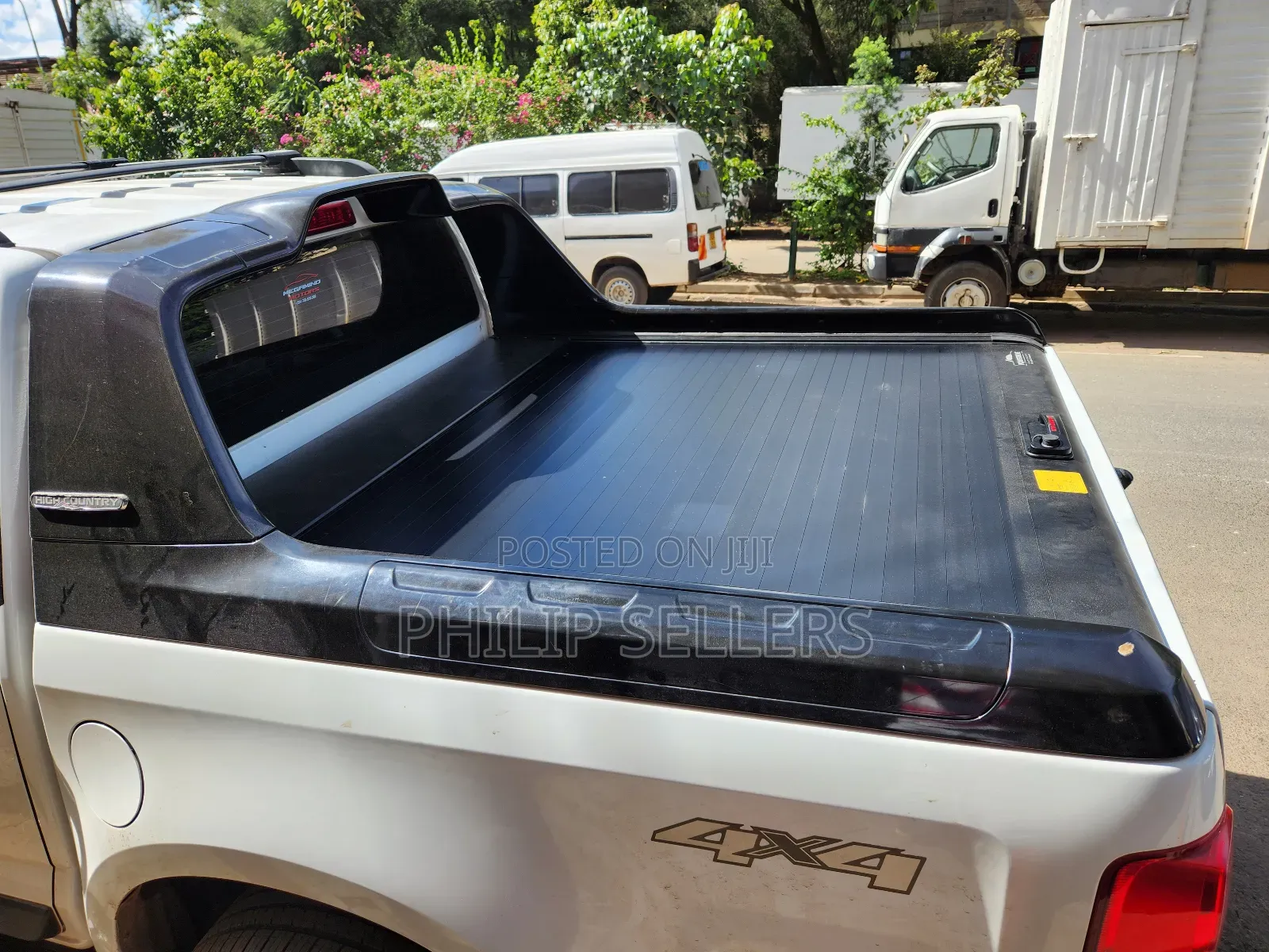Chevrolet Colorado Manual Roller Shutter Lid Cover