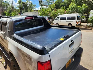 Chevrolet Colorado Manual Roller Shutter Lid Cover