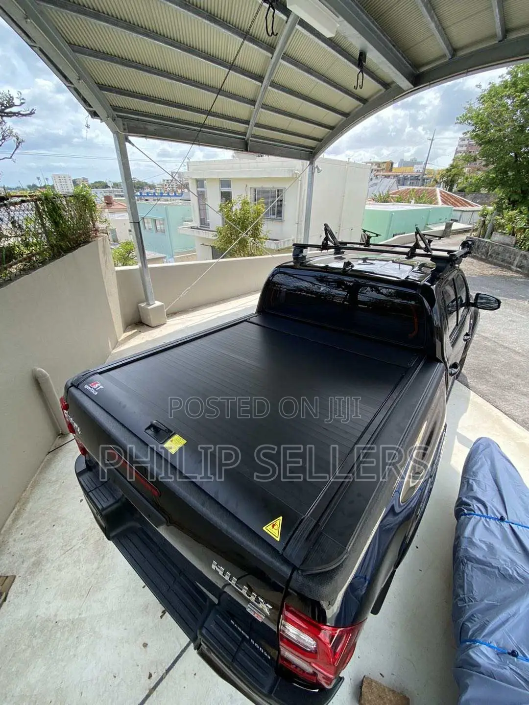 Roller Shutter for Toyota Hilux (2016+) Double Cab Bed Black