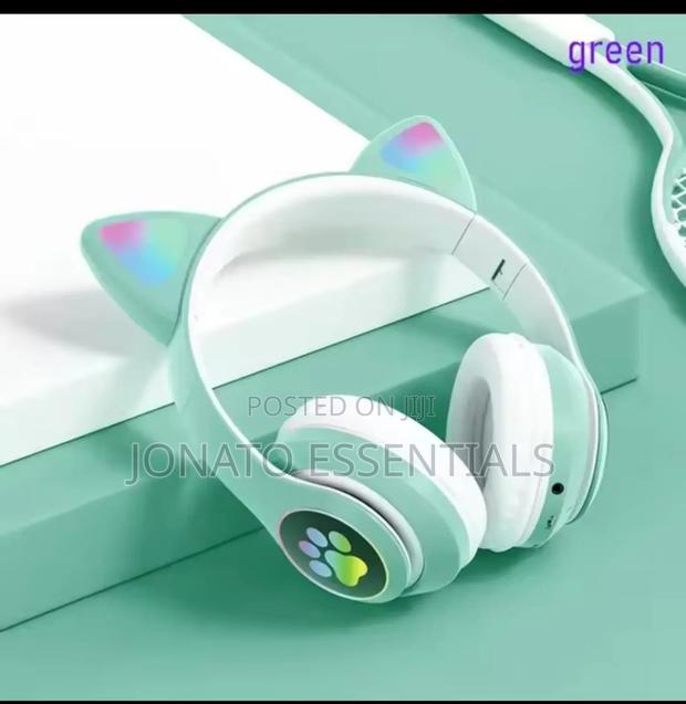 Cute Cat Ears Wireless Headphone - thumbnail 2