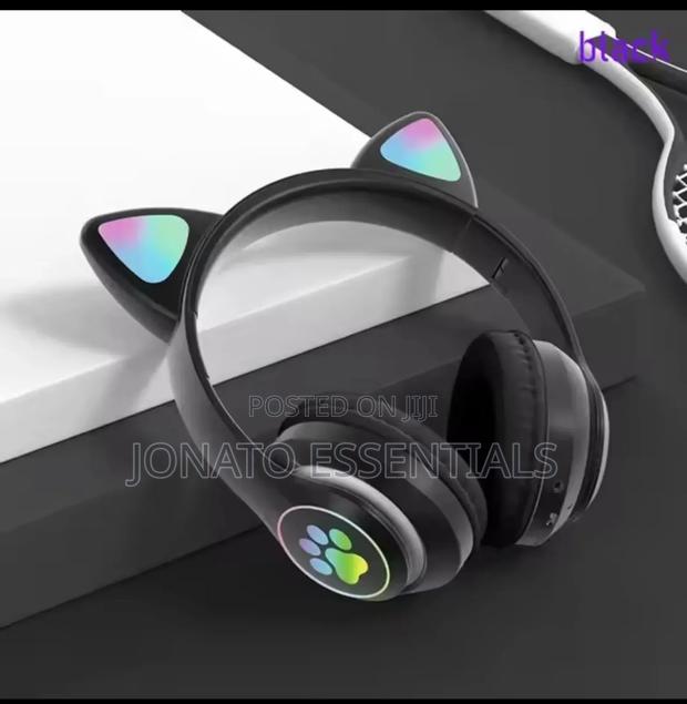 Cute Cat Ears Wireless Headphone - thumbnail 3