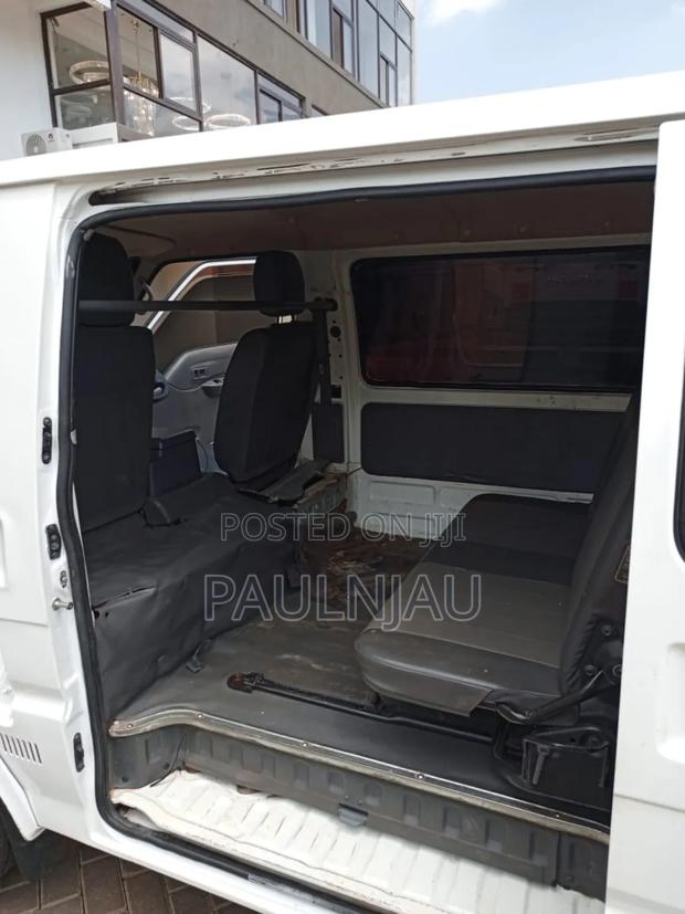 Mazda Bongo 2013 White - thumbnail 6