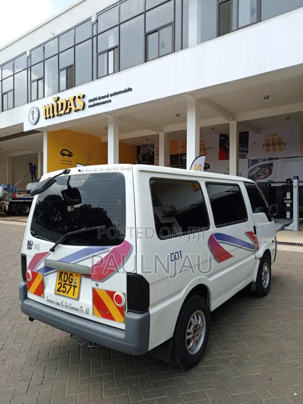 Mazda Bongo 2013 White - thumbnail 9