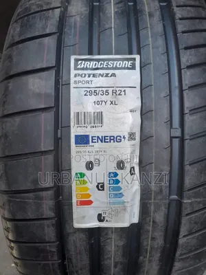295/35r21 Tyre Porche