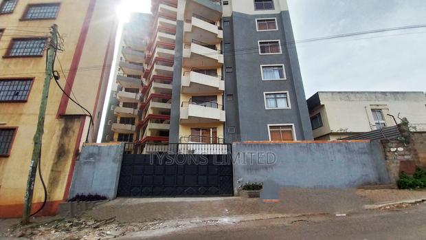 2bdrm Block of Flats in Parklands for sale