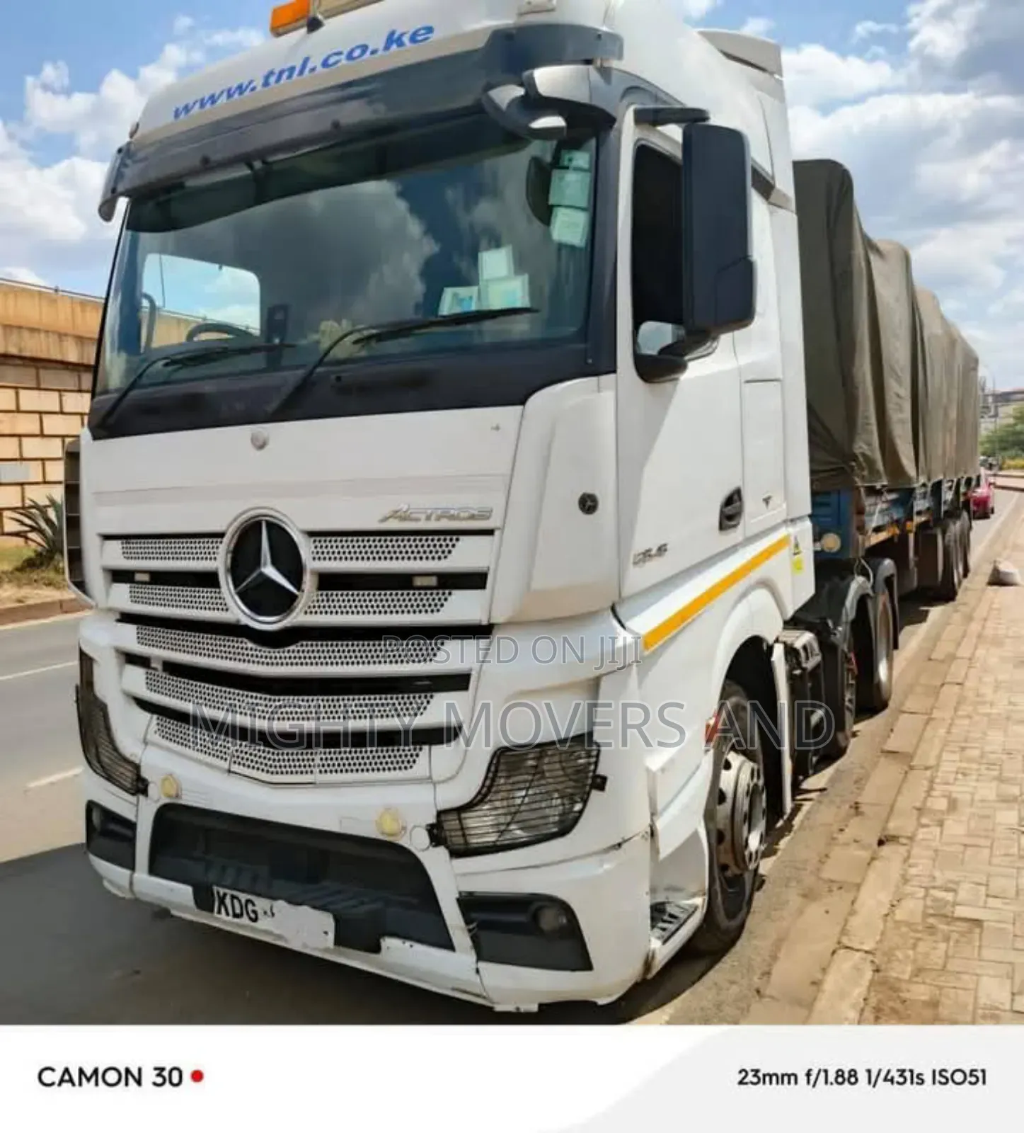 High Sided Trailer for Both Local and Transit Jobs Available