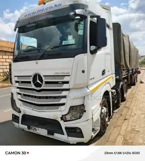 High Sided Trailer for Both Local and Transit Jobs Available