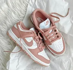 Sb Dunk 'Rose Whispers' Available in Nairobi