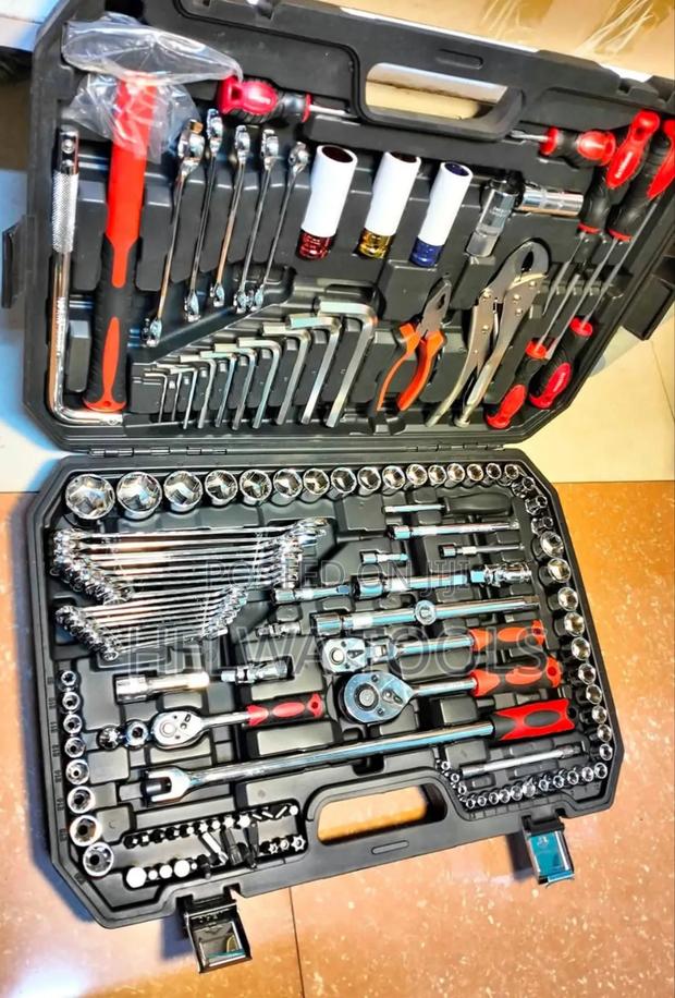 142 PCS Socket and Spanner Set
