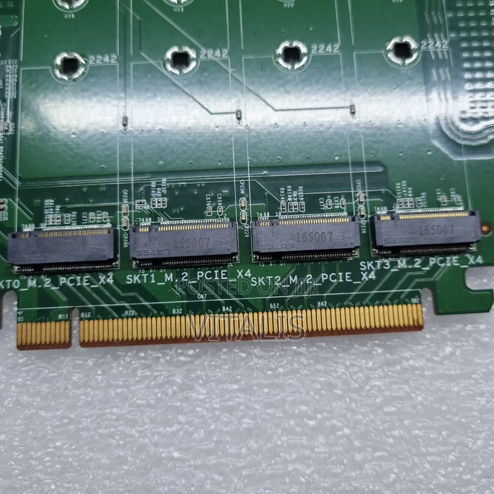 Dell Ultra-Speed 4× Nvme M.2 SSD Adapter