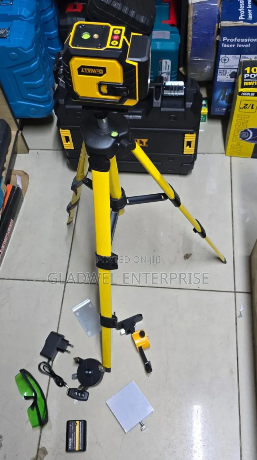 Dewalt Lasser Level 1.2m Stand With 2 Batteries
