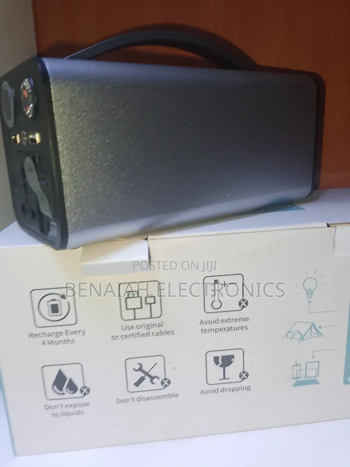  Output,45000 Mah,180 Watts