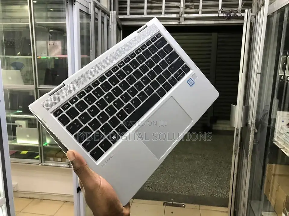 Laptop HP EliteBook 830 G6 16GB Intel Core i7 SSD 512GB