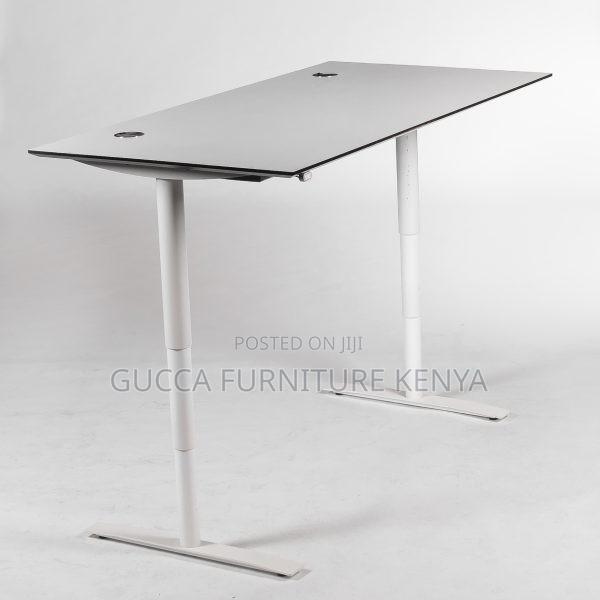 Office Table:1.2 Meters Top Wood Electric Modern Desk