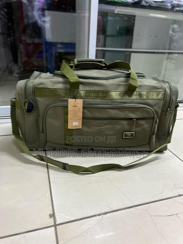 Green Canvas Travel Bags Large With Pockets 1800 Kes