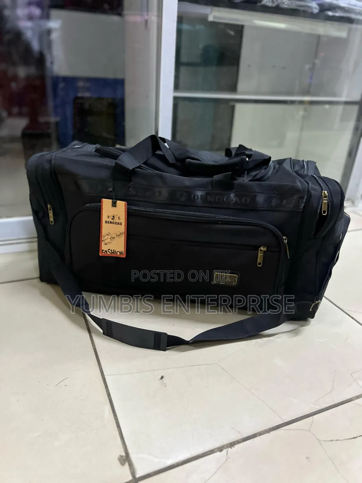Black Canvas Large Size Quality Travelling Duffel Bag