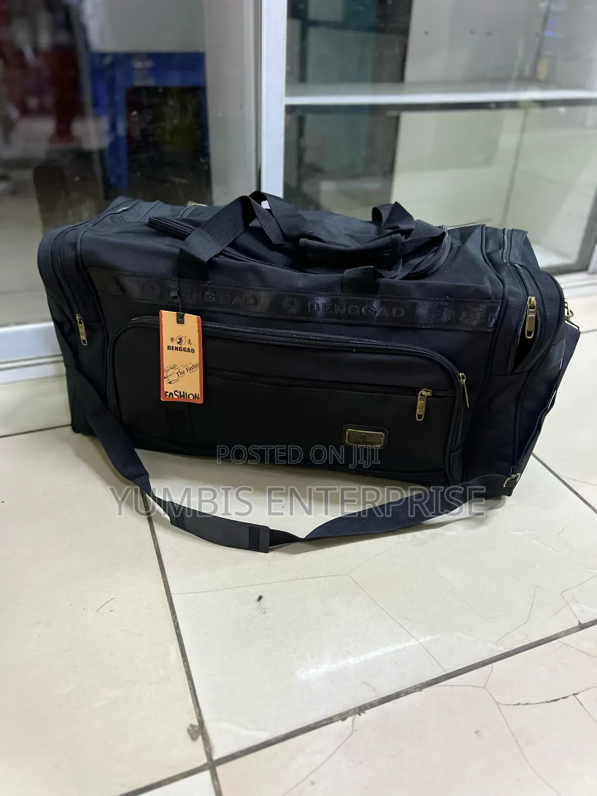 Black Canvas Large Size Quality Travelling Duffel Bag