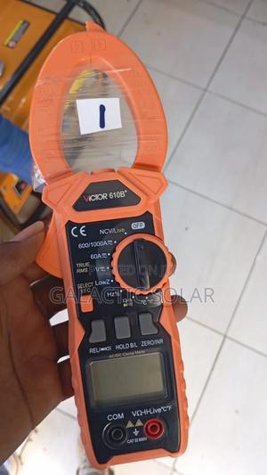 Clamp Meter - thumbnail 2