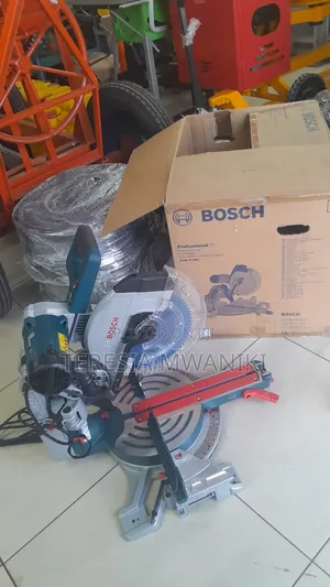 Bosch  Mitre  Saw 305mm,2000w(Gcm12 Gld)