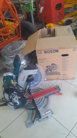 Bosch  Mitre  Saw 305mm,2000w(Gcm12 Gld)