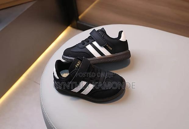 Sleek Sneakers Size 21-30 - thumbnail 4