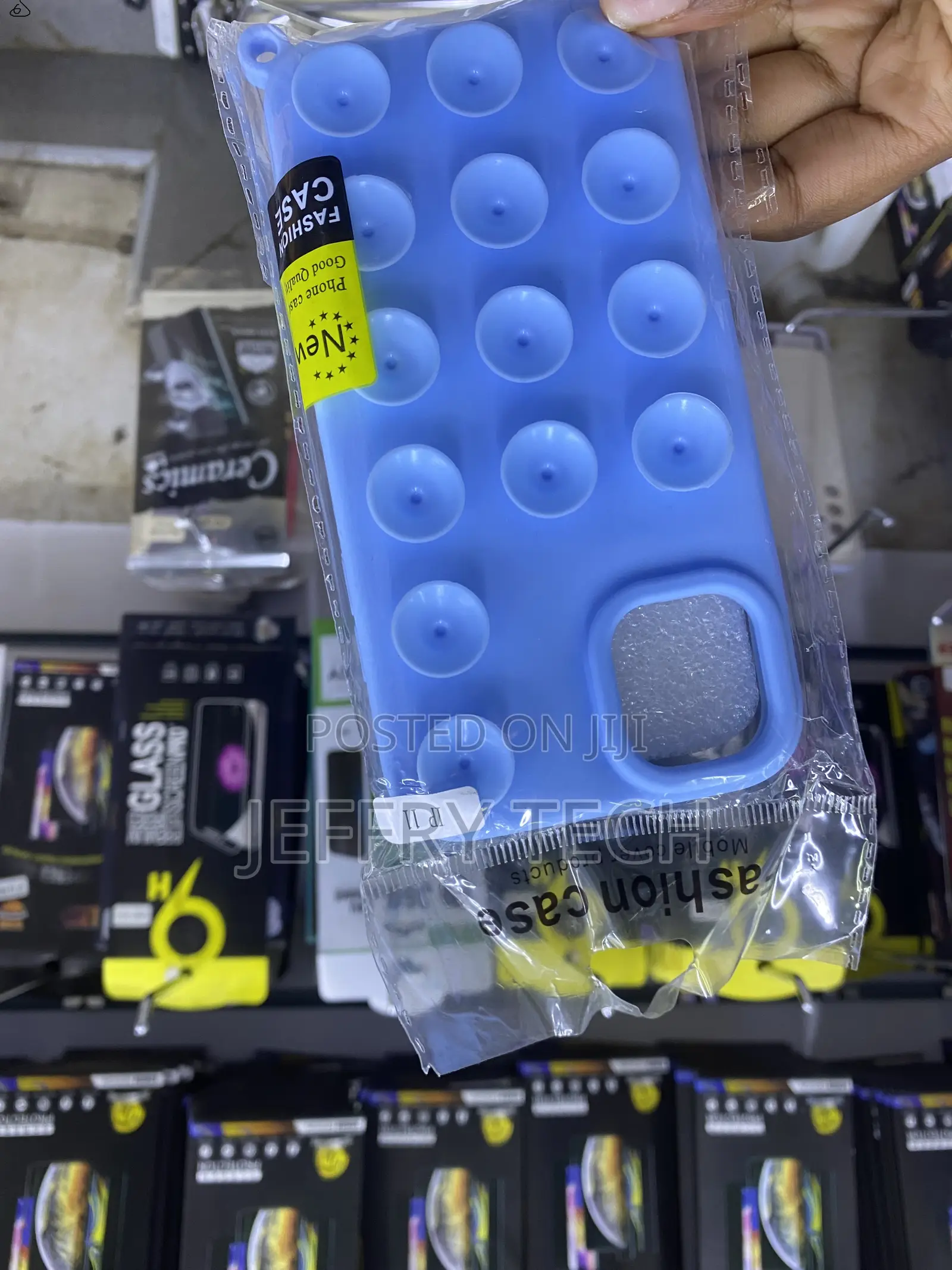 Smartish Gripmunk Sticky Lightweight Protective Case for 11