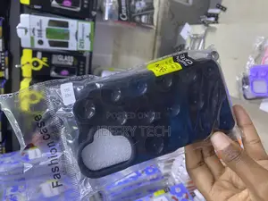 iPhone 16 Octobuddy Sticky Suction Silicone Phone Case Black