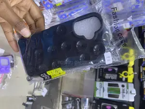 iPhone 16 Octobuddy Sticky Suction Silicone Phone Case Black