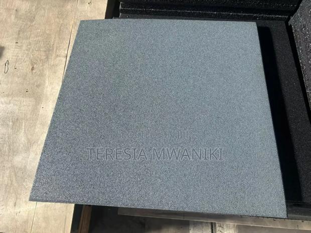 Gym Rubber  Mats  0.5m × 0.5m× 20mm - main view