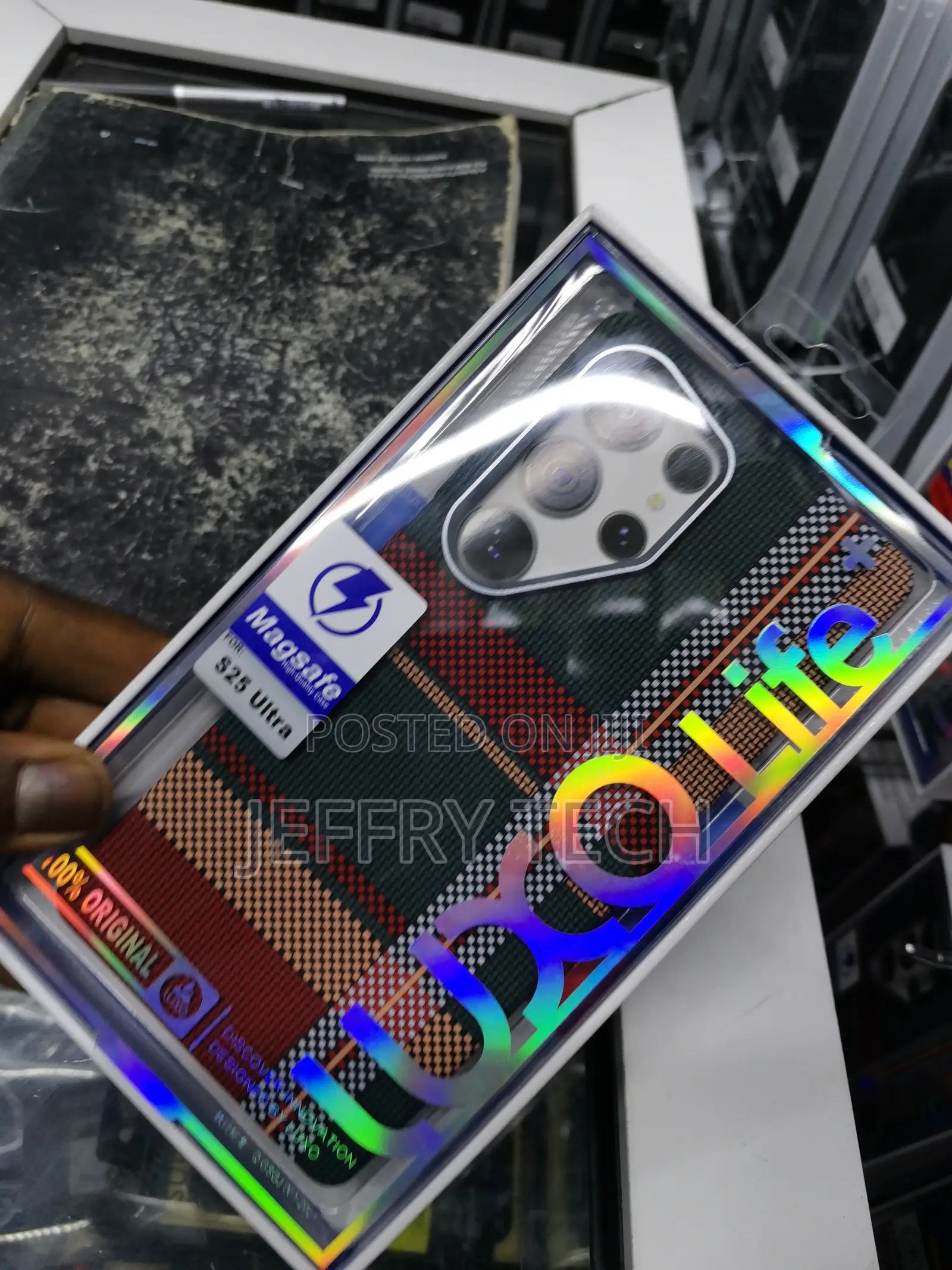 Mous Galaxy S25 Ultra Case Magsafe Carbon Fibre Tribal Case