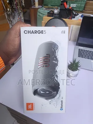 JBL Charge 5