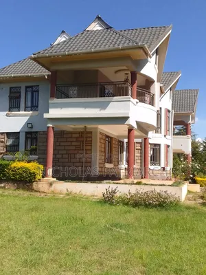 6bdrm Maisonette in Kyasila, Mua Hills for sale