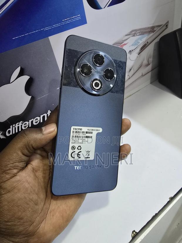 Tecno Spark 30 256 GB Black - thumbnail 2