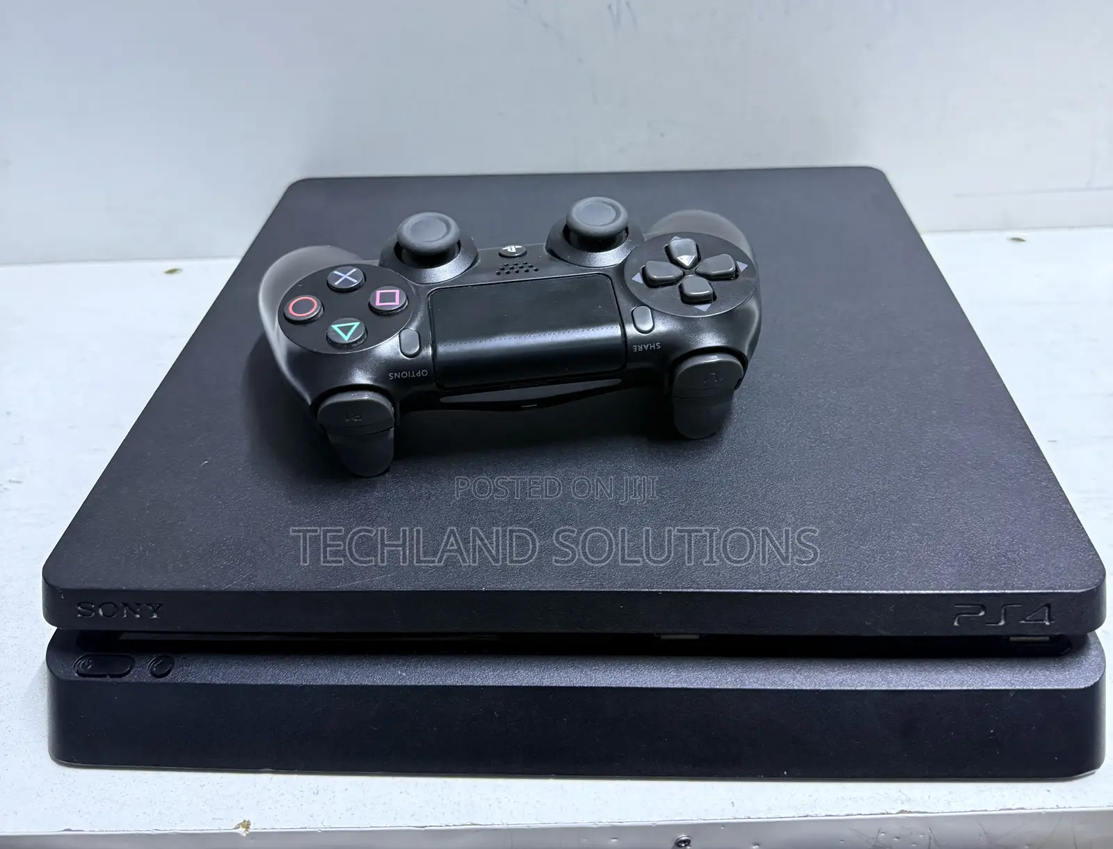 Well Maintained Chipped Ps4 Slim
