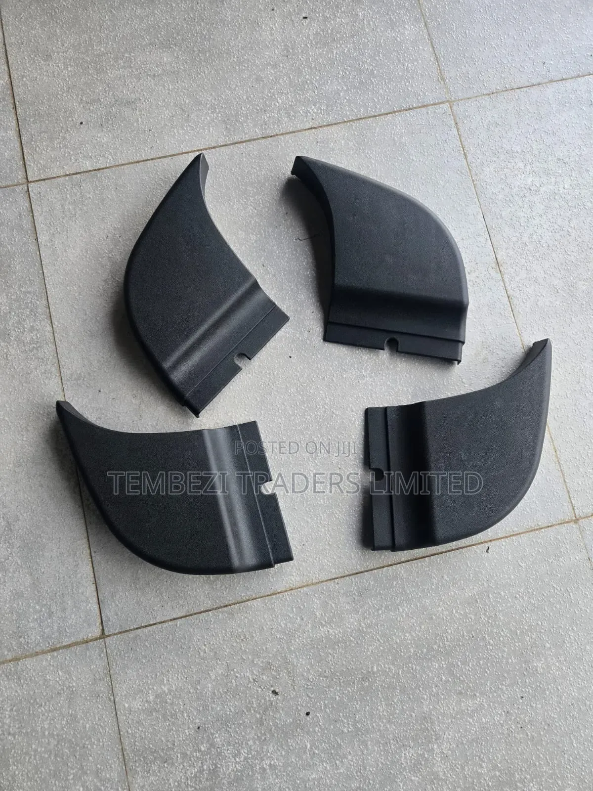Bumper Finisher Toyota Hilux Vigo