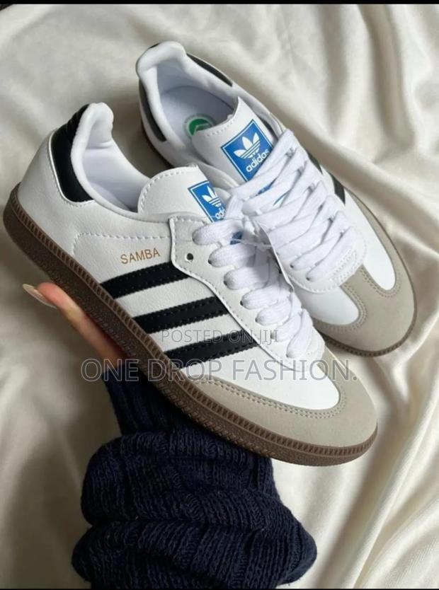 New Trendy Sneakers 89