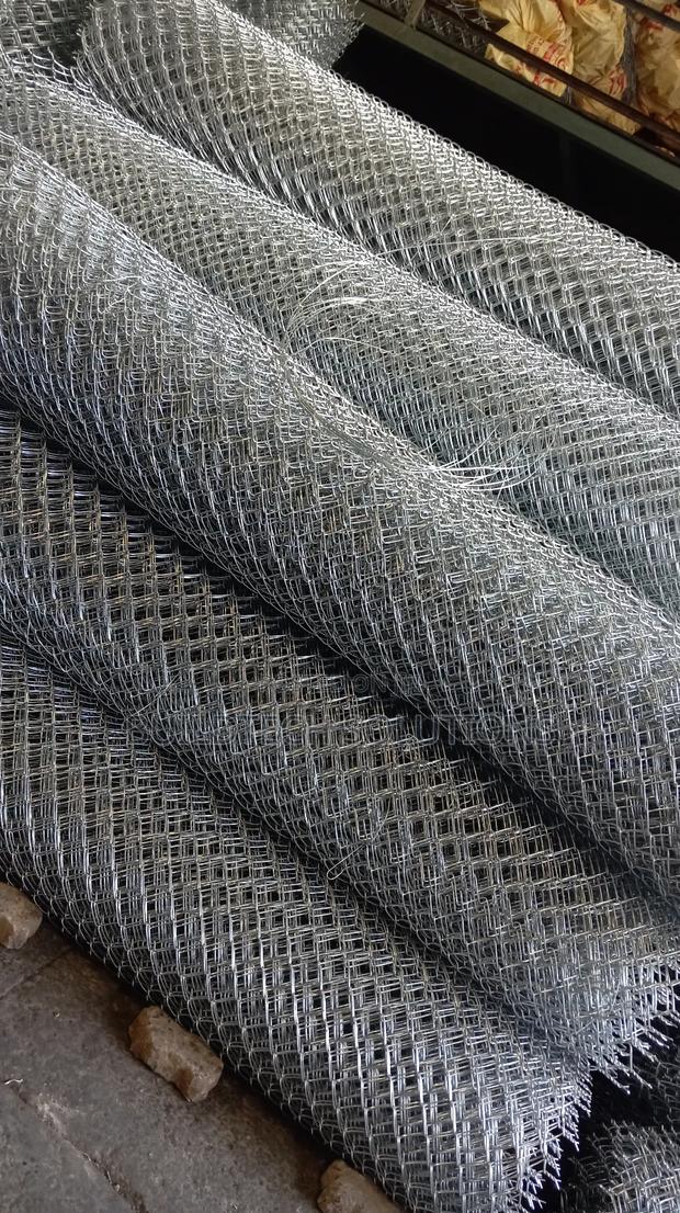 Galvanized Fencing Mesh 12.5 G 6 Feet
