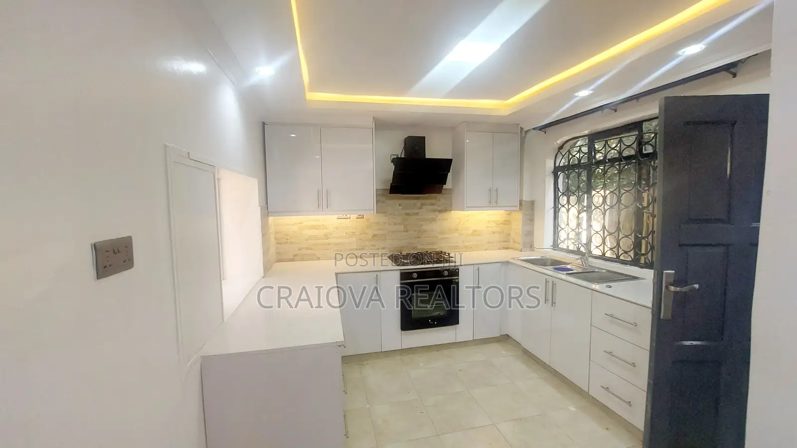 4bdrm Townhouse / Terrace in Lavington for rent