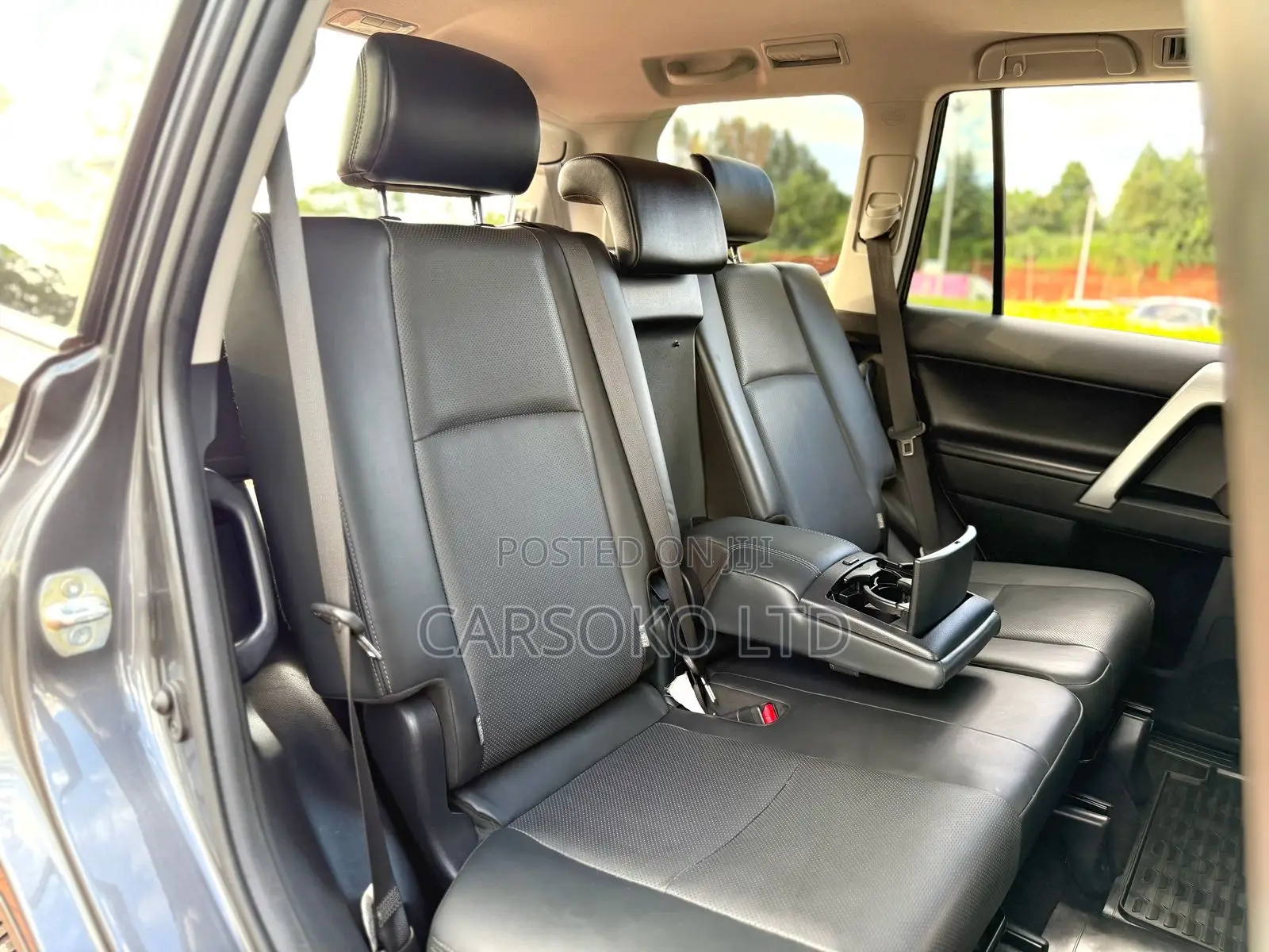 Toyota Land Cruiser Prado 2022 Gray