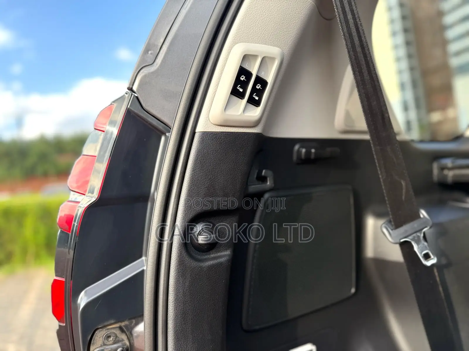 Toyota Land Cruiser Prado 2022 Gray