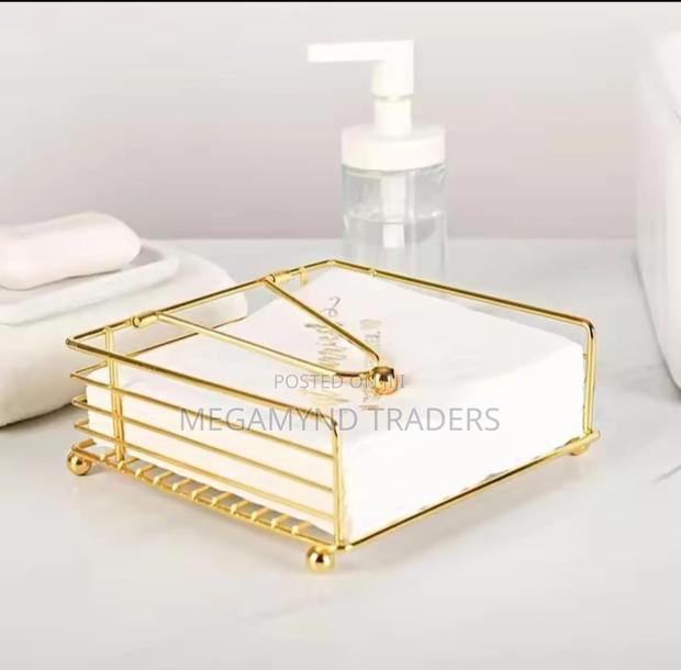 Serviette Holder