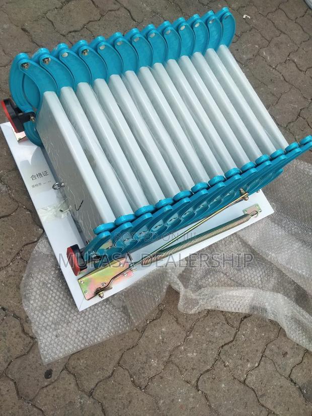 Durable Loft Ladders - thumbnail 3